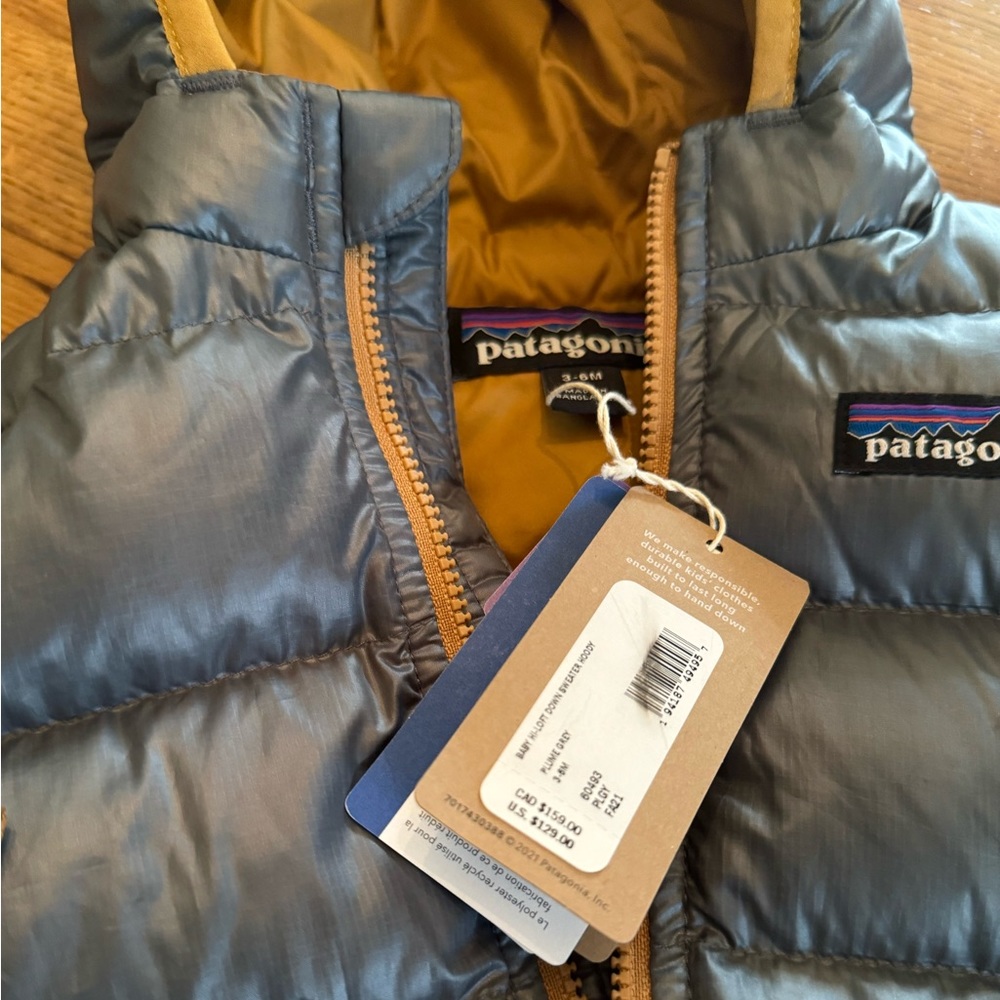 NWT infant Patagonia sweater jacket coat 3-6 month